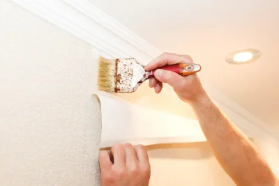 Pose de papier peint à Retzwiller — revêtements muraux et toiles de verre